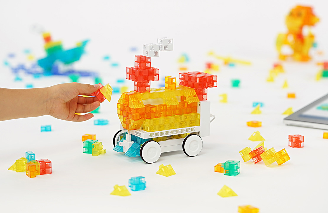 KOOV - Robotic Train Kit - SonyGE - Sony Global Education